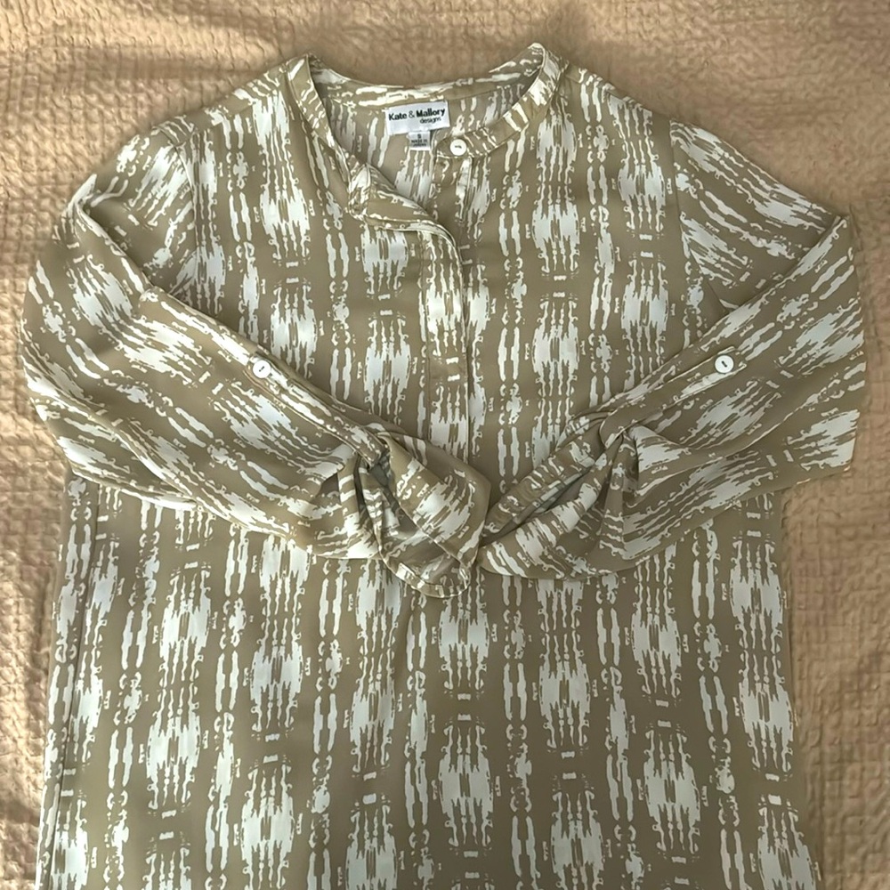 Long Sleeve Half Button Blouse Size Small